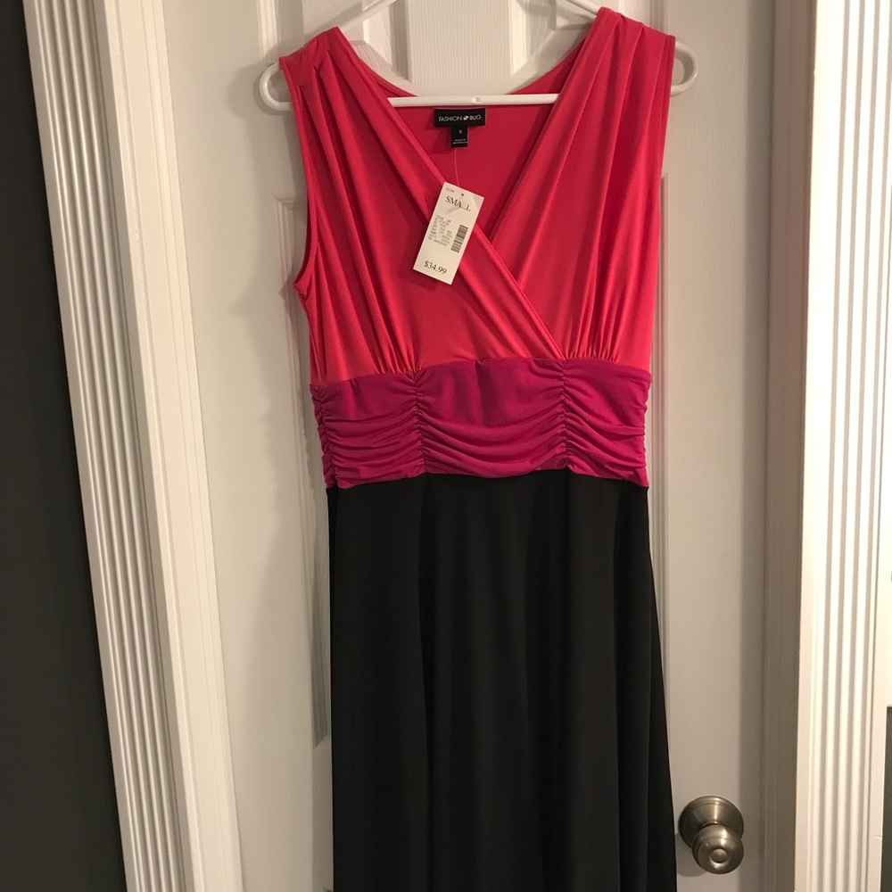 NWT Beautiful Fashion Bug Dress, Size S